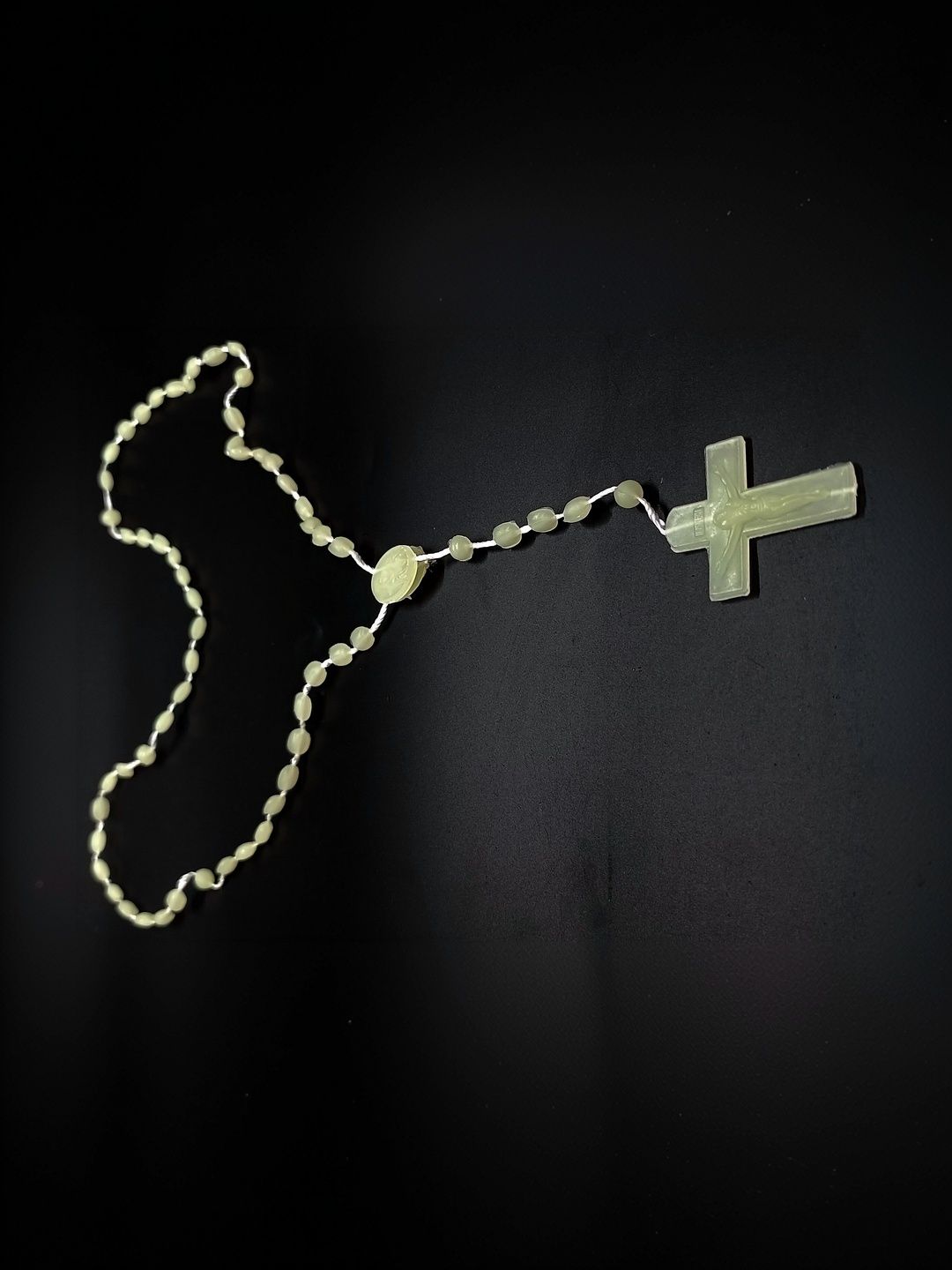 KINGSTYLE IMPEX Geometric Pendants with Chains