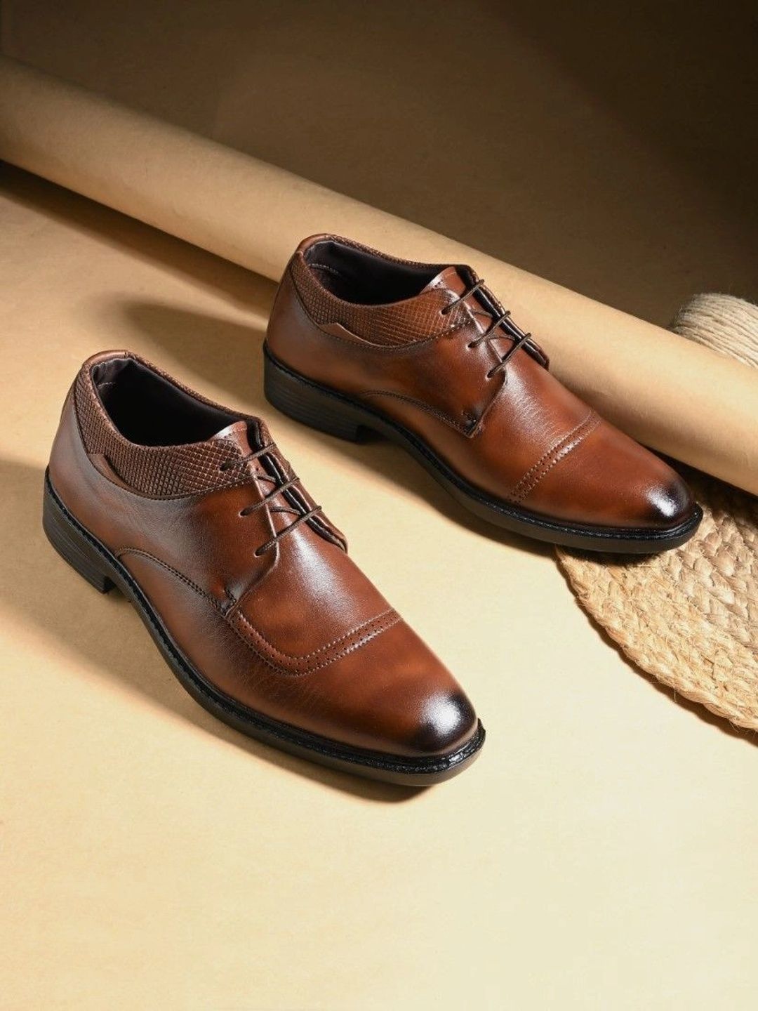 BUCIK BUCIK Men Textured Round Toe Lace-Ups Formal Derbys