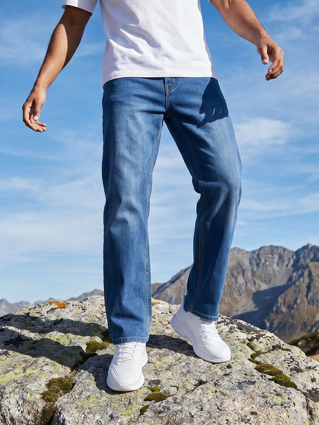 The Roadster Life Co. Men Relaxed Fit Stretchable Jeans