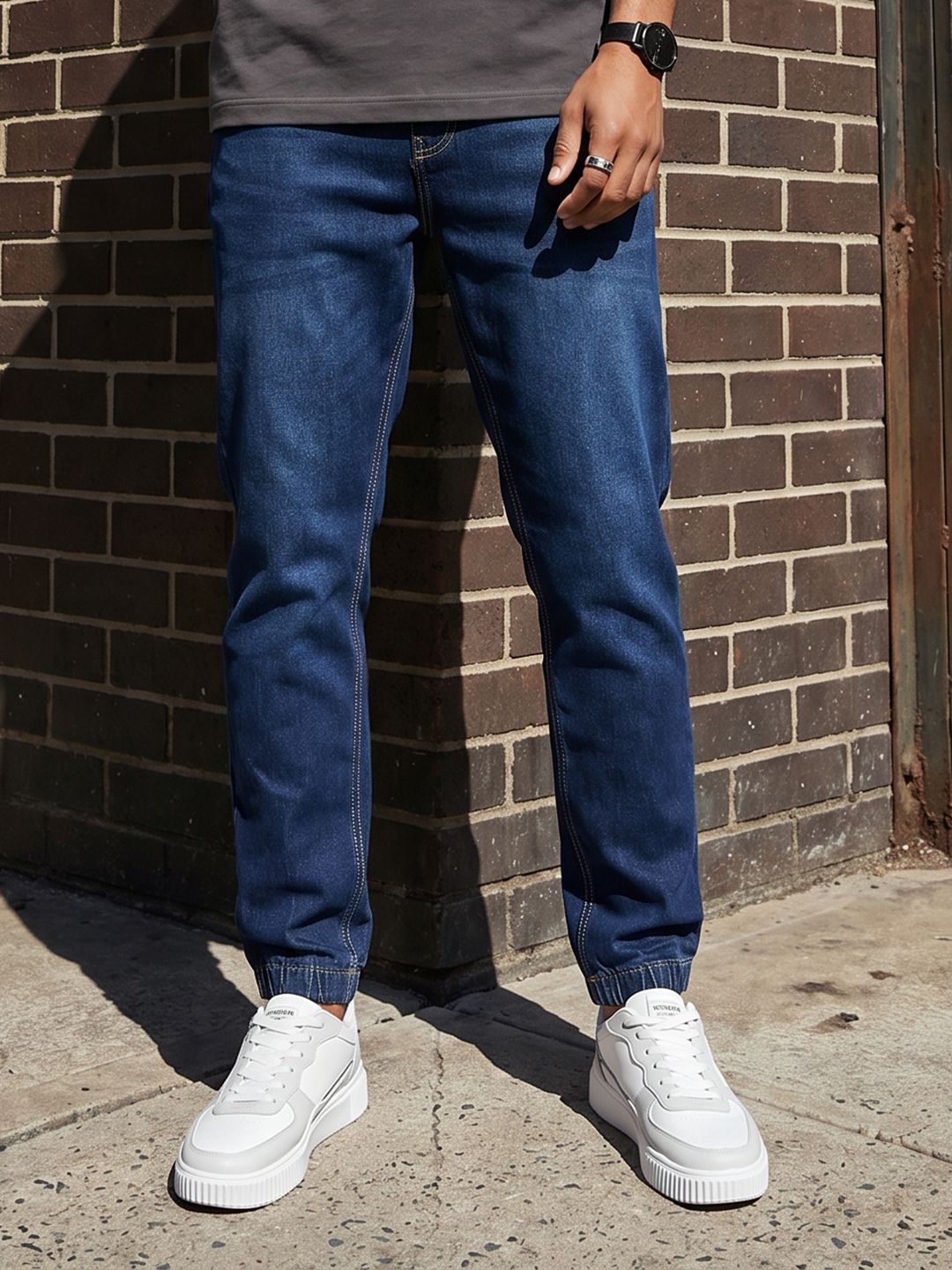 The Roadster Life Co. Men Stretchable Jogger Jeans