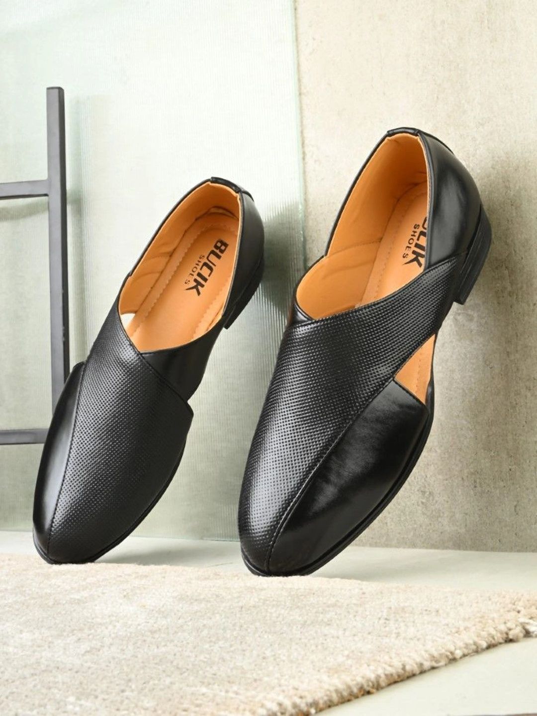 BUCIK Men Shoe-Style Sandals