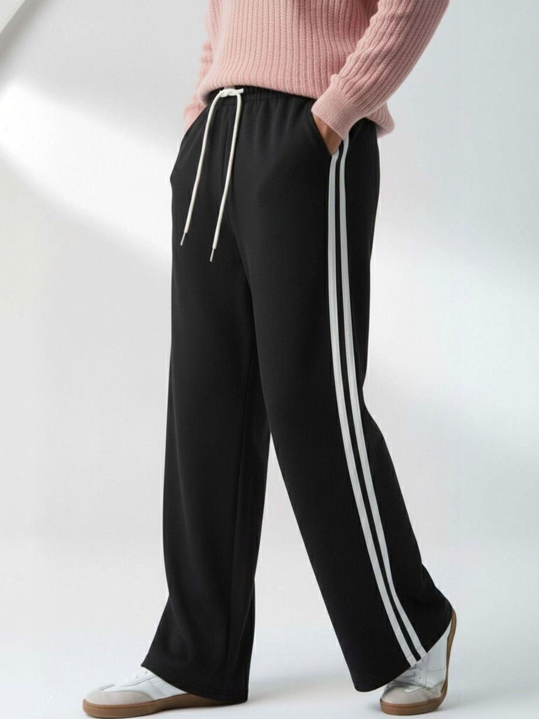WARCOURT WARCOURT Men Regular Fit Training Track Pants