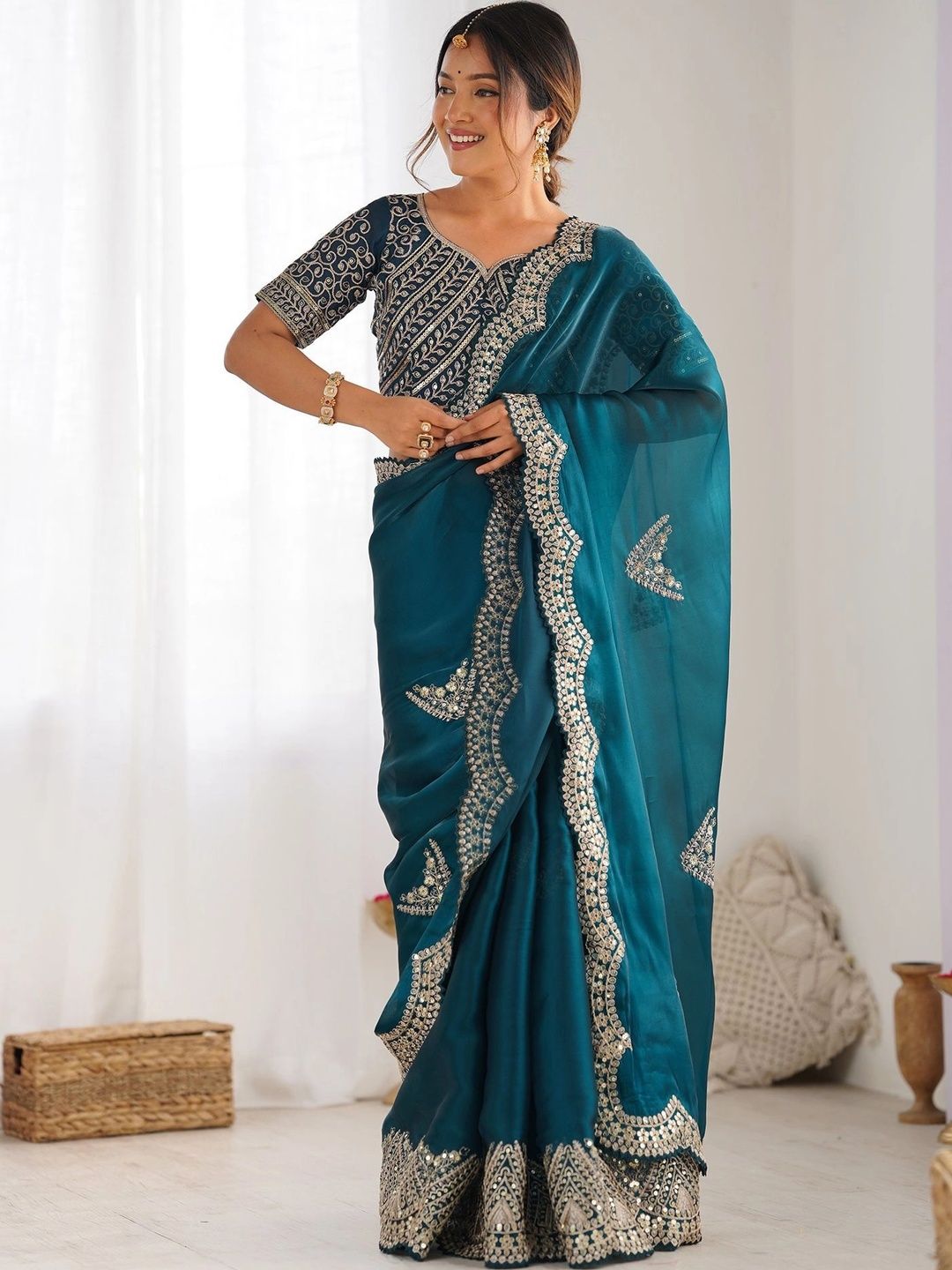 Dream Crushers Dream Crushers Embellished Embroidered Art Silk Saree