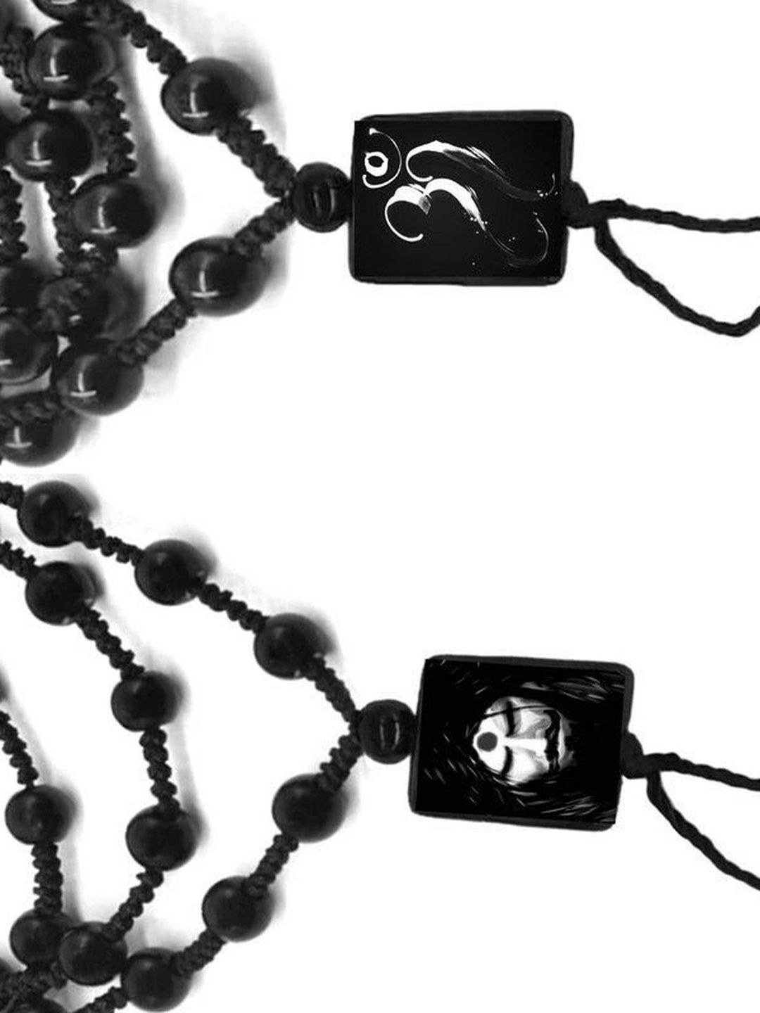 KINGSTYLE IMPEX Square Pendants with Chains