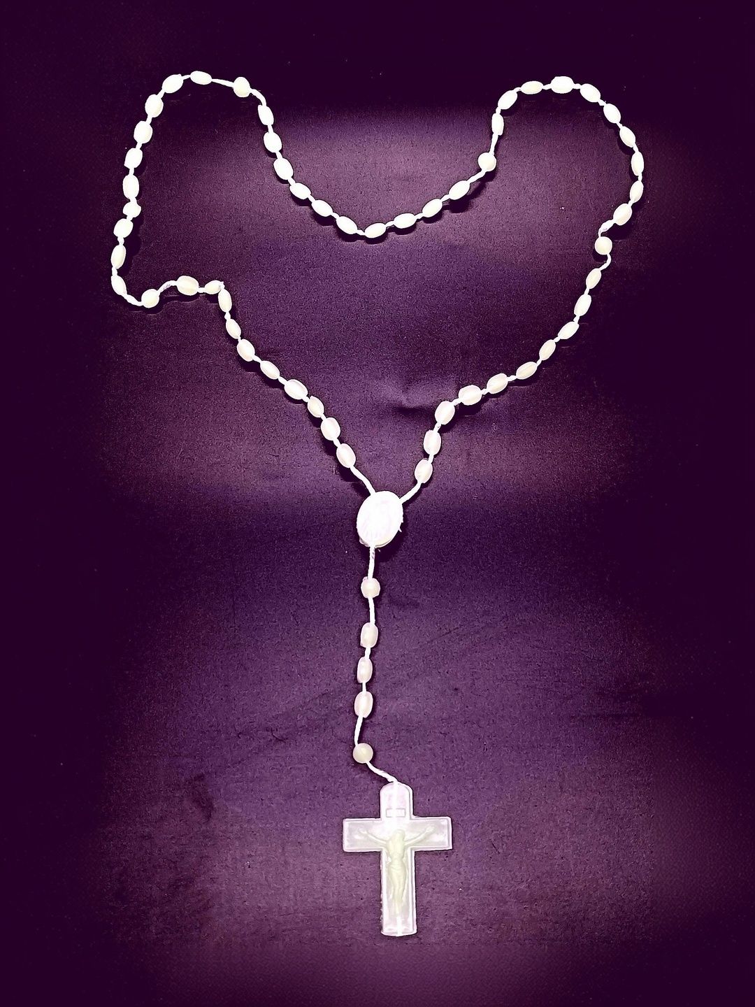 KINGSTYLE IMPEX Geometric Pendants with Chains
