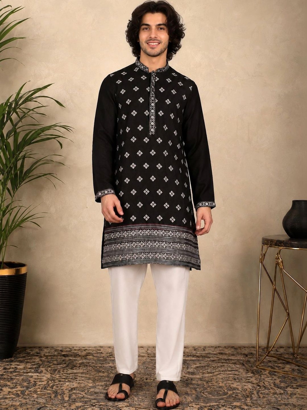 House of Pataudi Embroidered Mandarin Collar Knee Length Straight Kurta