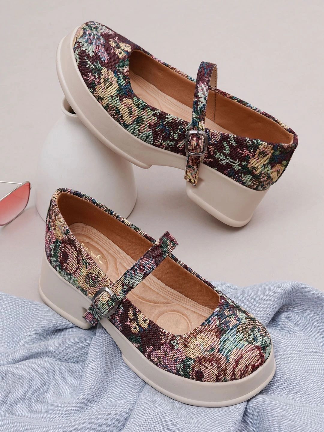 Froh Feet Froh Feet Printed Platform Buckles