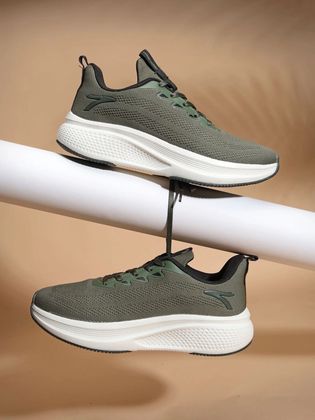 Action Men Mesh Running Shoes