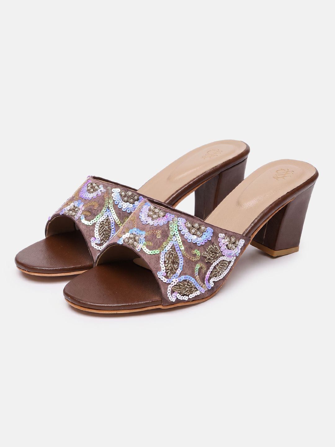 House of Pataudi House of Pataudi Ethnic Embellished Block Heeled Sandals