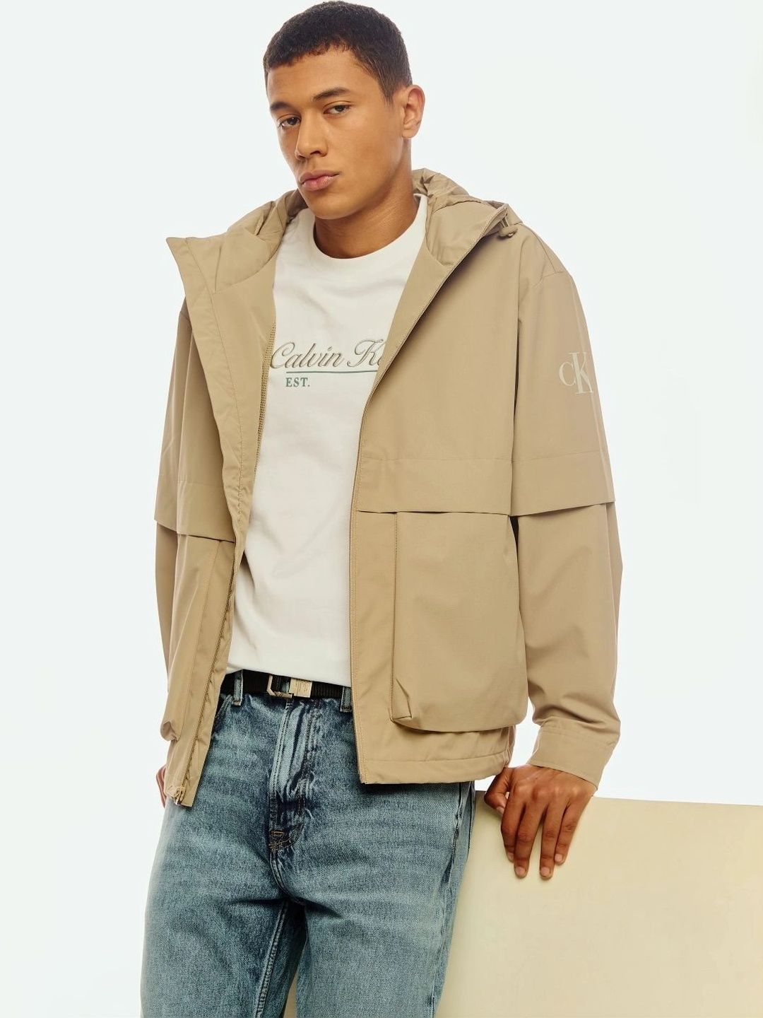 Calvin Klein Jeans Men Brand Logo Lightweight Woven Jacket