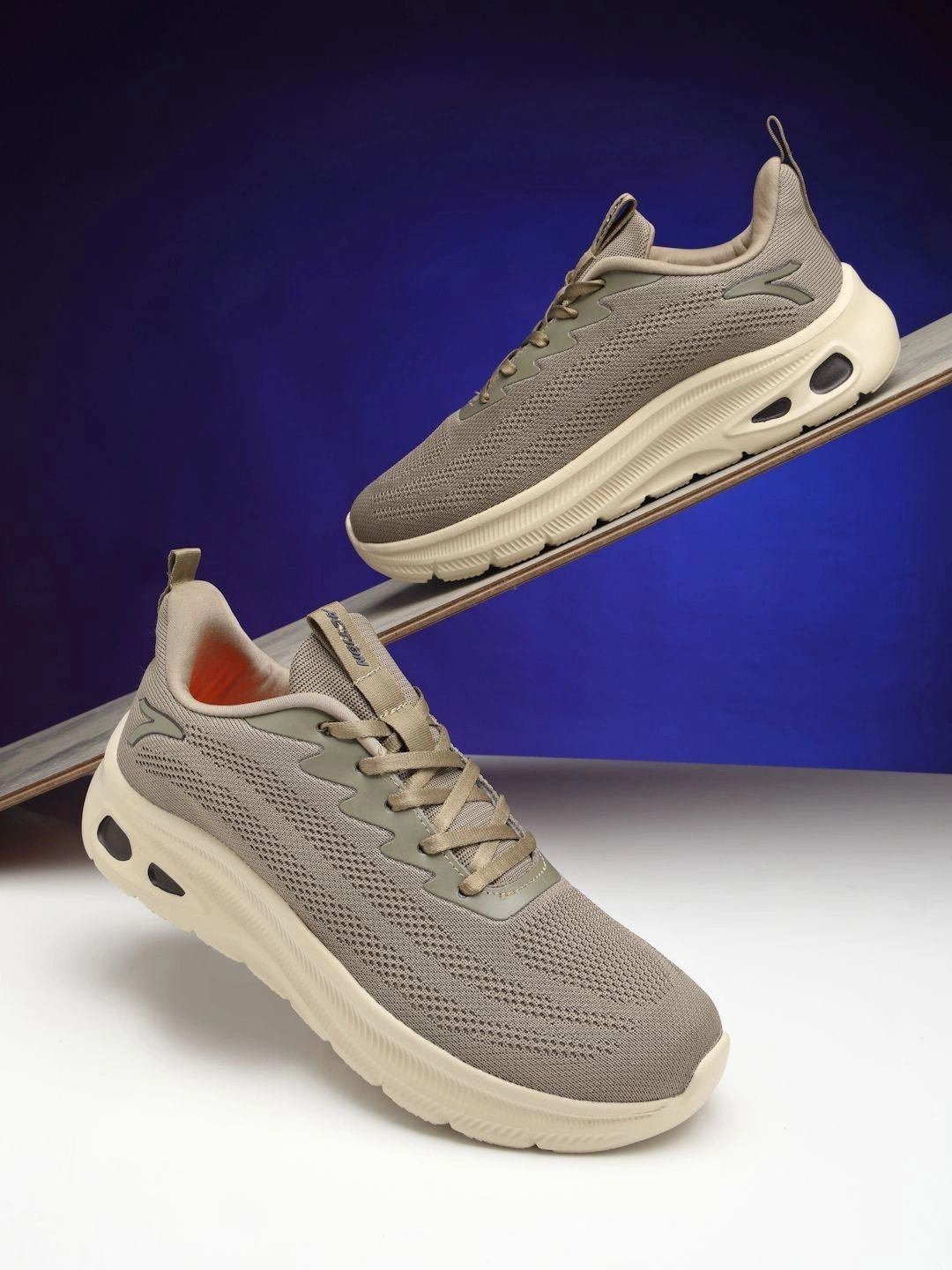 Action Men Mesh Running Shoes