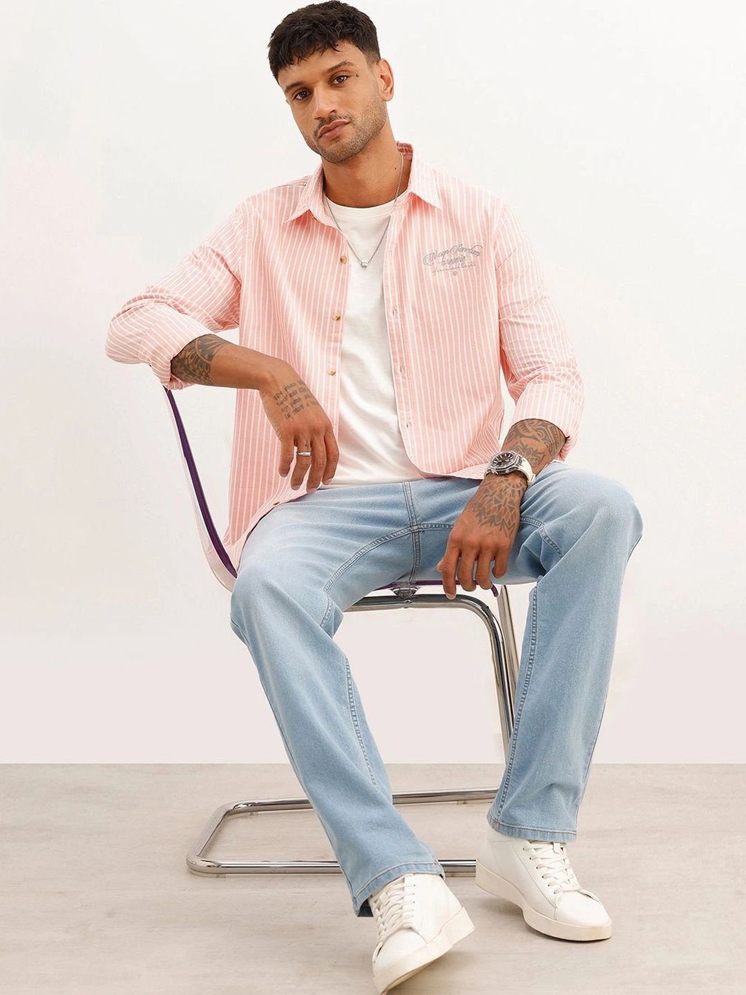 WROGN Men Slim Fit Striped Casual Shirt