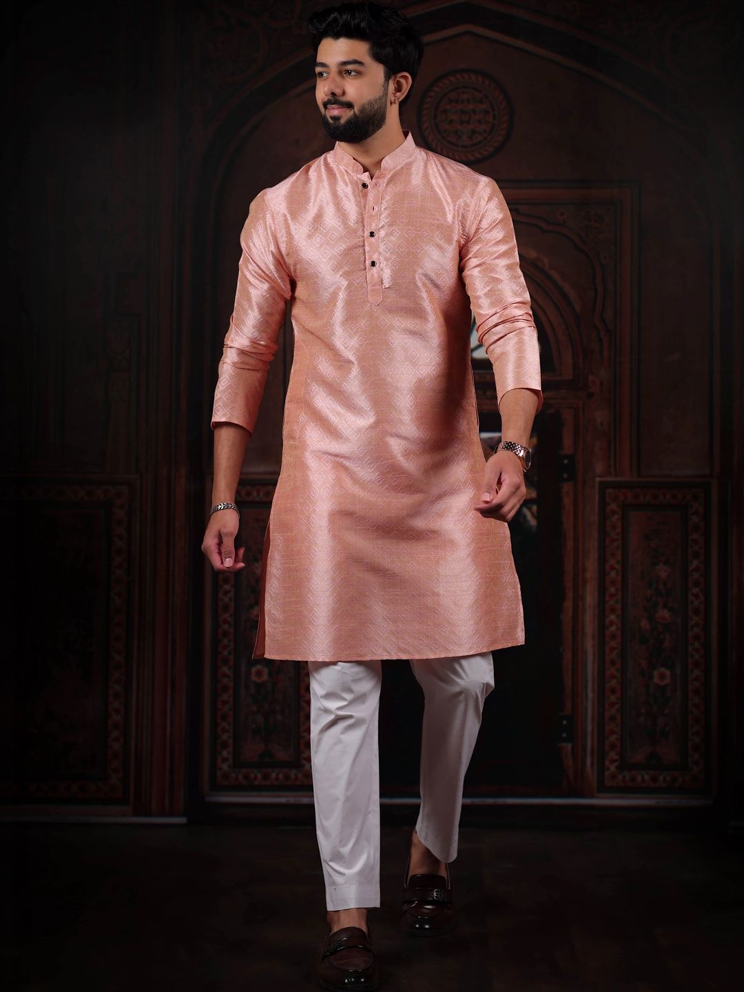 Koshin Men Pink Woven Design Straight Kurtas