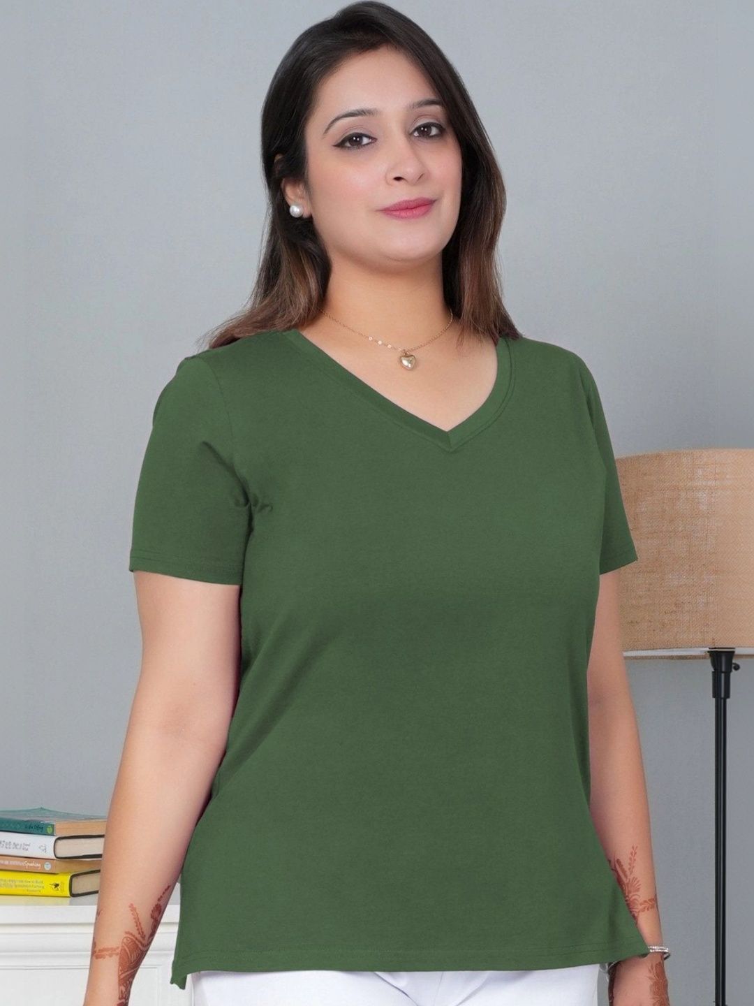 Mlada Women V-Neck T-shirt