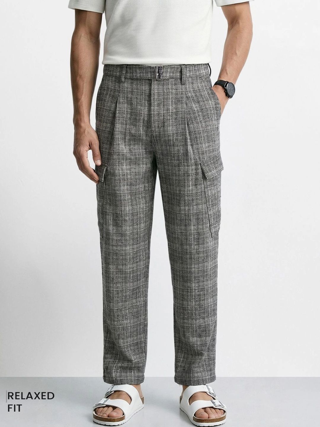 The Indian Garage Co The Indian Garage Co Men Textured Cargos Trousers