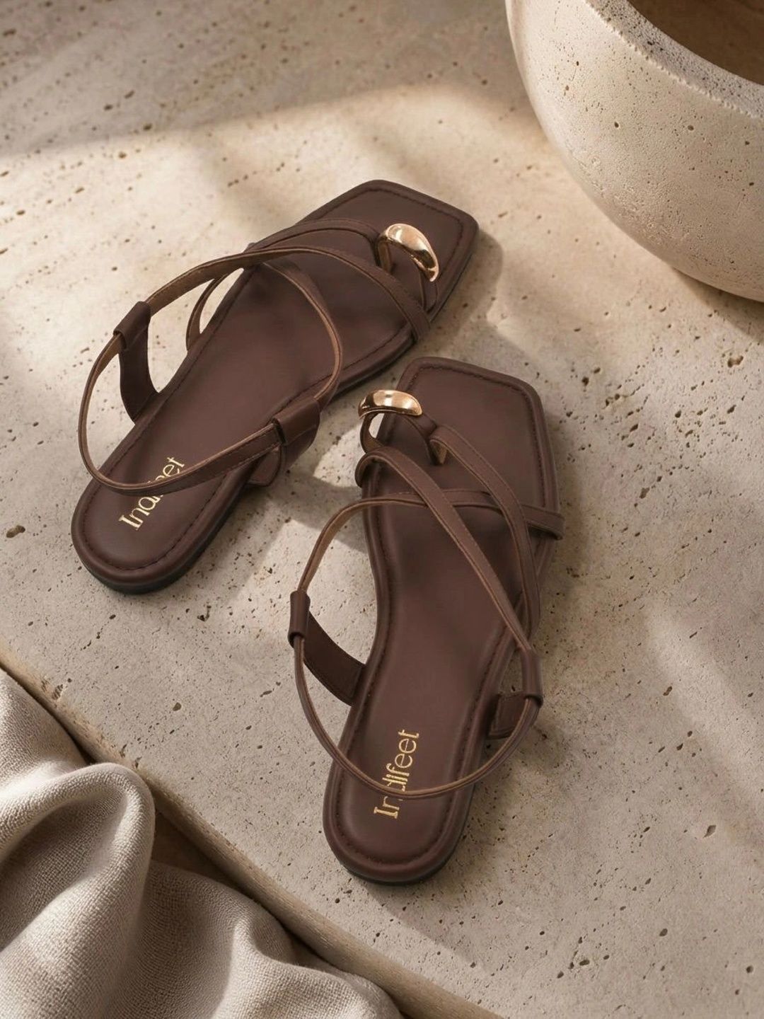 Indifeet Women One Toe Flats with Buckles