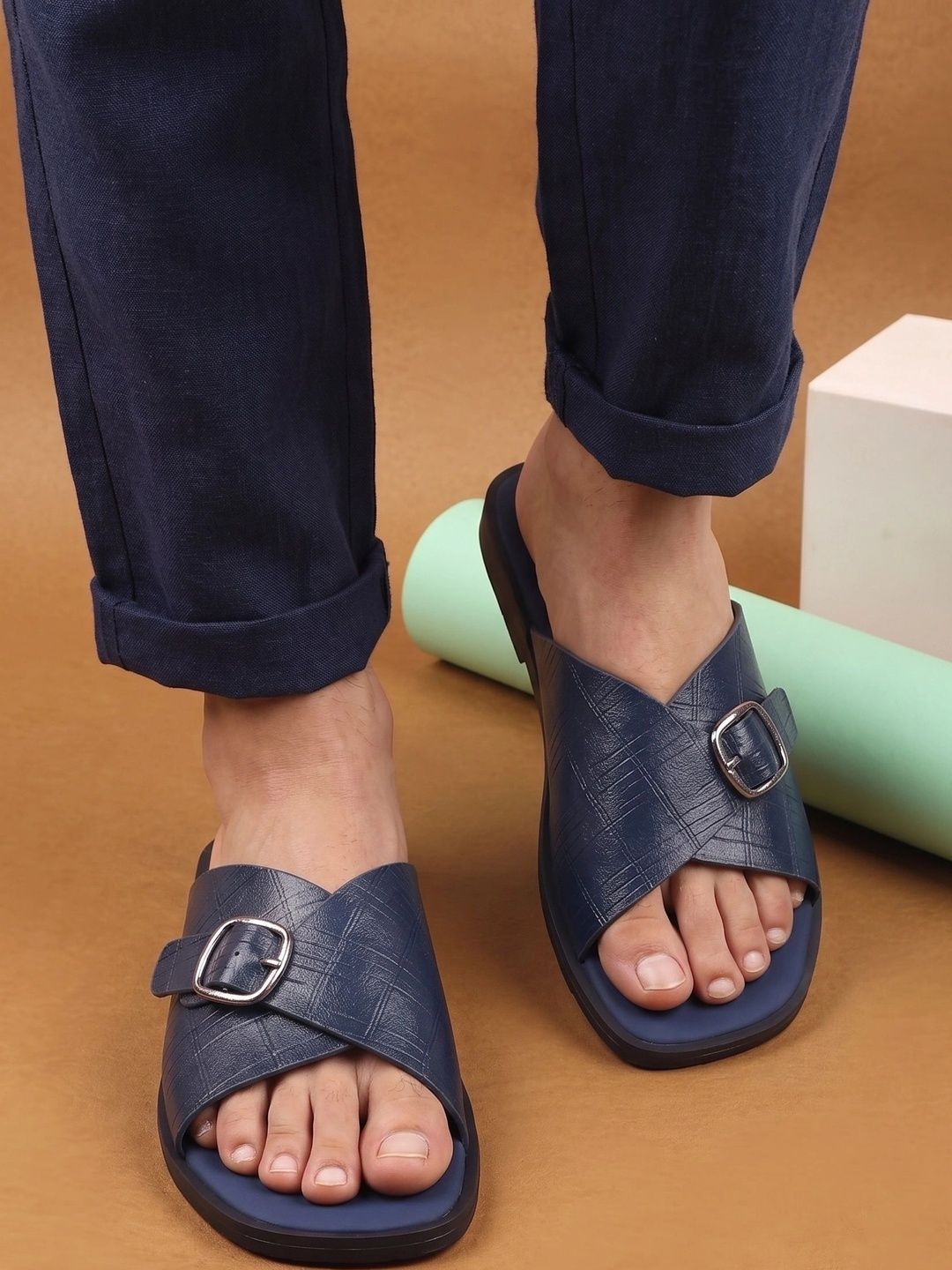 House of Pataudi Men Leather Comfort Sandals