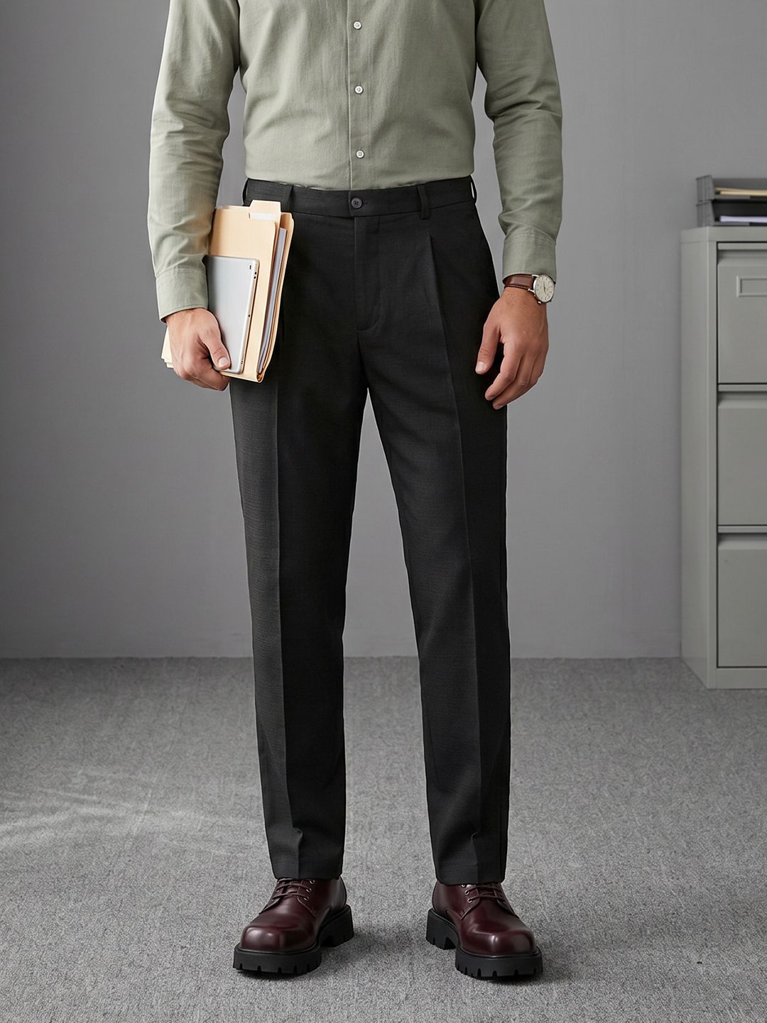INVICTUS Men Trousers