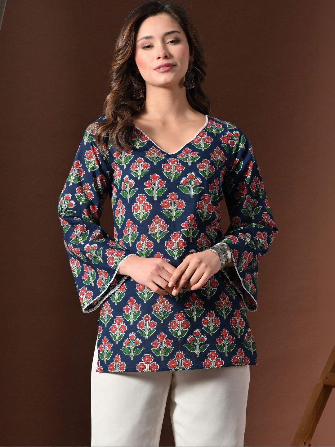 Anouk Floral Printed V-Neck Pure Cotton Blend Kurti