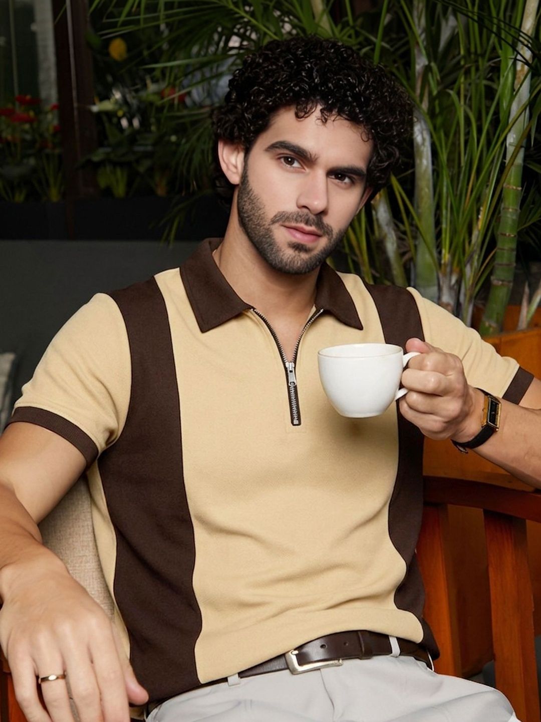 THE BEETEL HOUSE Men Colourblocked Polo Collar T-shirt