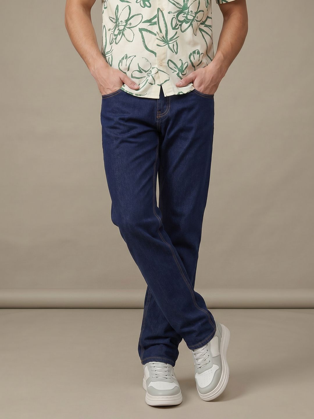 glitchez Men Straight Fit Mid-Rise Stretchable Jeans