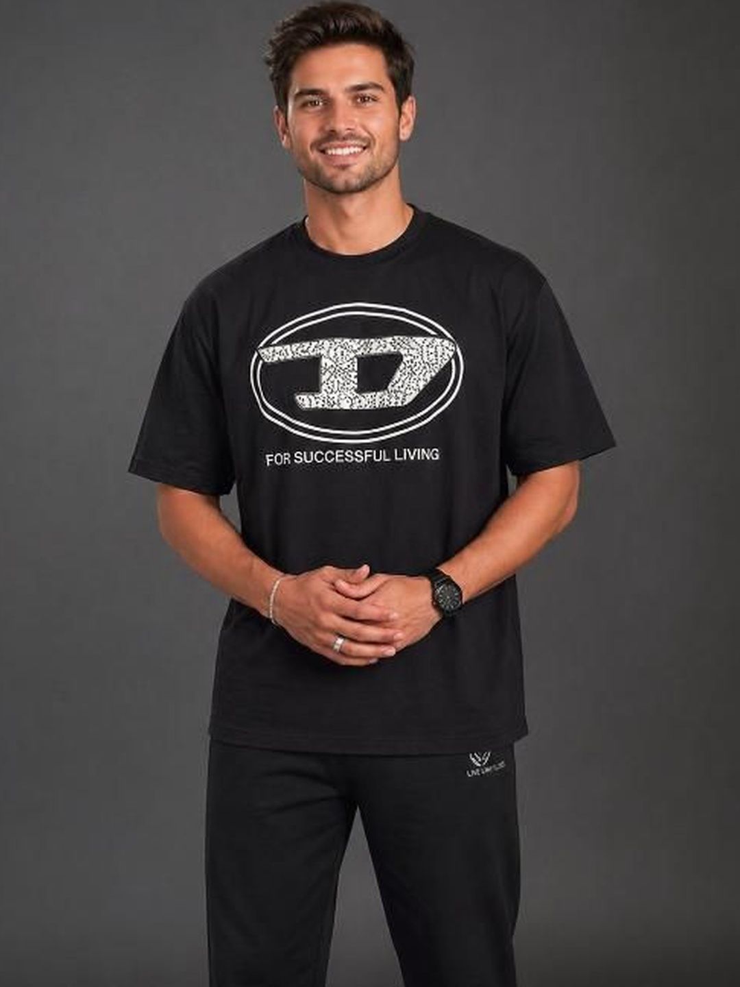 UTCV Men Brand Logo Printed T-shirt