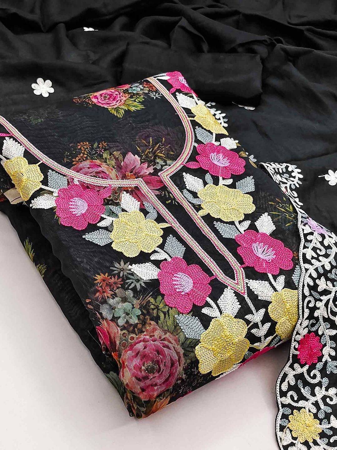 Peachmode Unstitched Dress Material