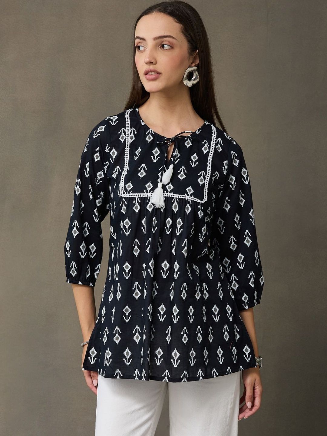 Navibhu Tailored Formal Geometric Printed Pure Cotton Kurti