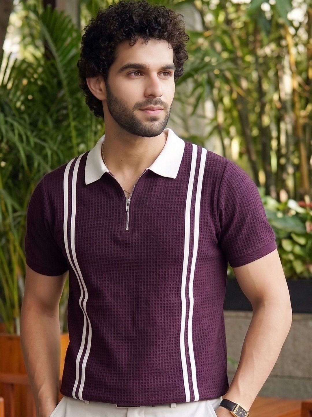 THE BEETEL HOUSE Men Polo Collar T-shirt