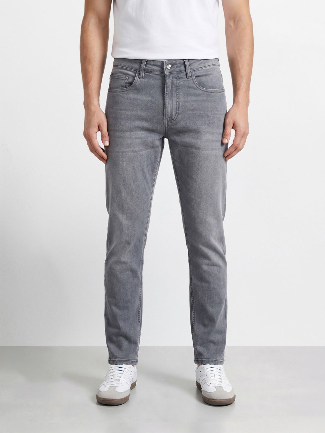 The Indian Garage Co Men Slim Fit Mid-Rise Light Fade Stretchable Jeans