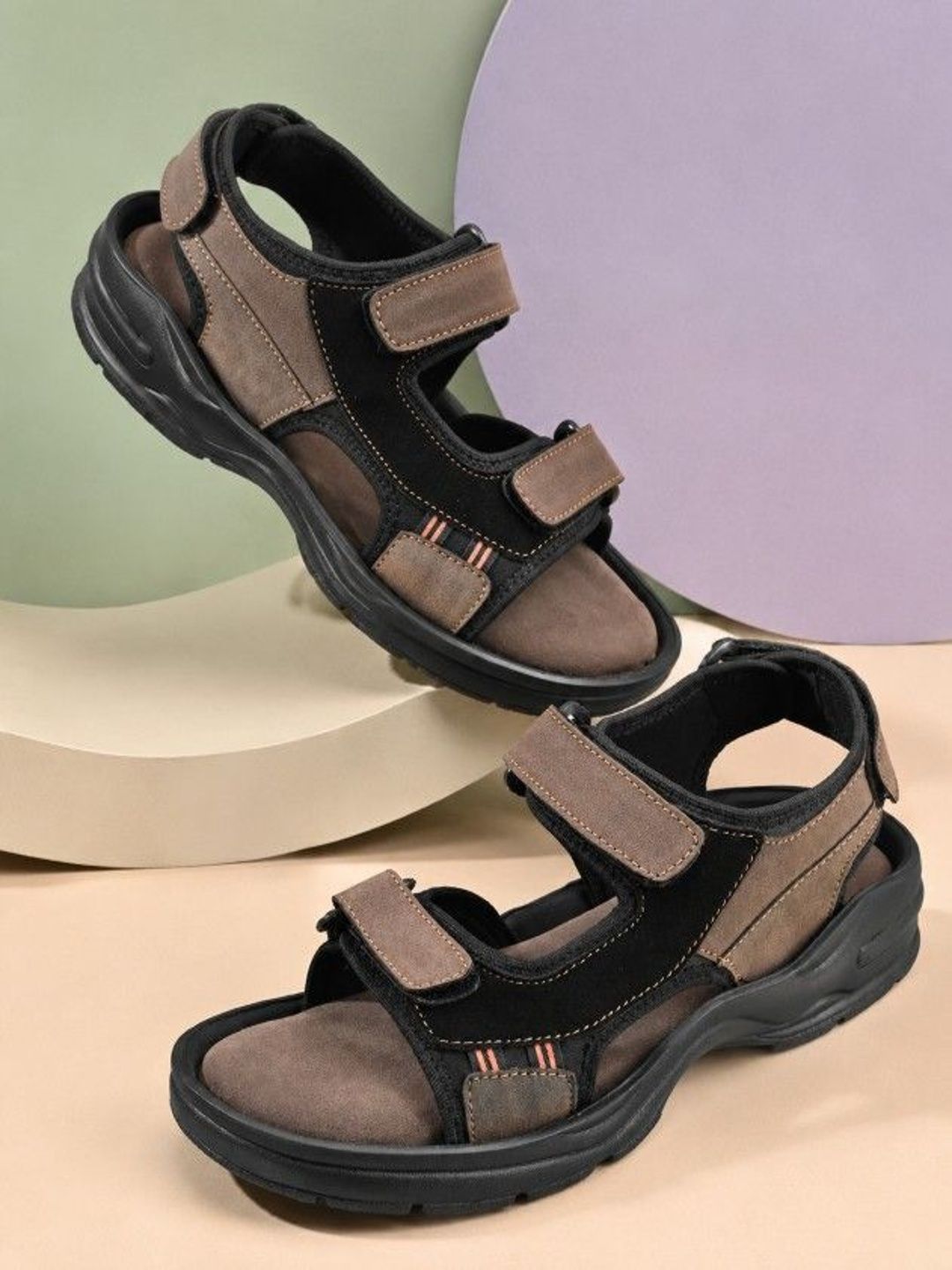 The Roadster Lifestyle Co. Men Grey Casual Cushioned Footbed Lightweight Outdoor Sandals