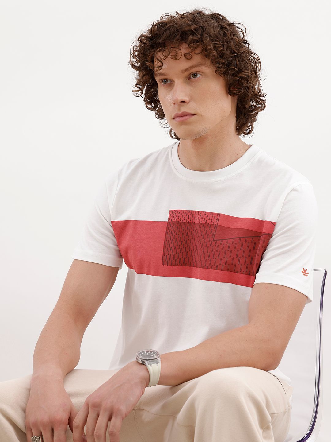 WROGN Men White & Peach-Coloured Colourblocked Slim Fit T-shirt