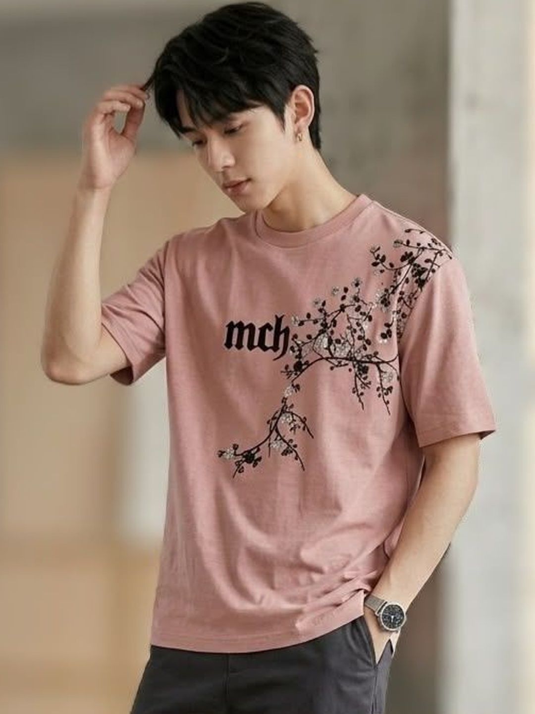 BIGCAPS Men Embroidered Pink Round Neck Tshirt