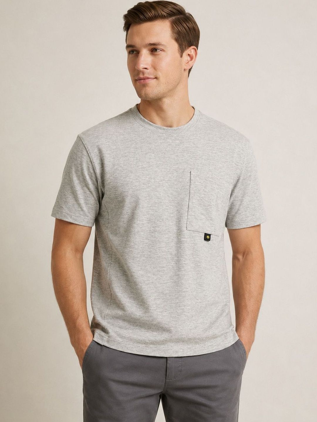 BIGCAPS Men Grey Solid T-Shirt