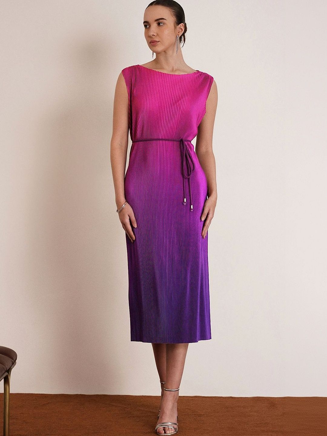 A-Line Pleated Midi Dress FABLE STREET A-Line Ombre Pleated Midi Dress