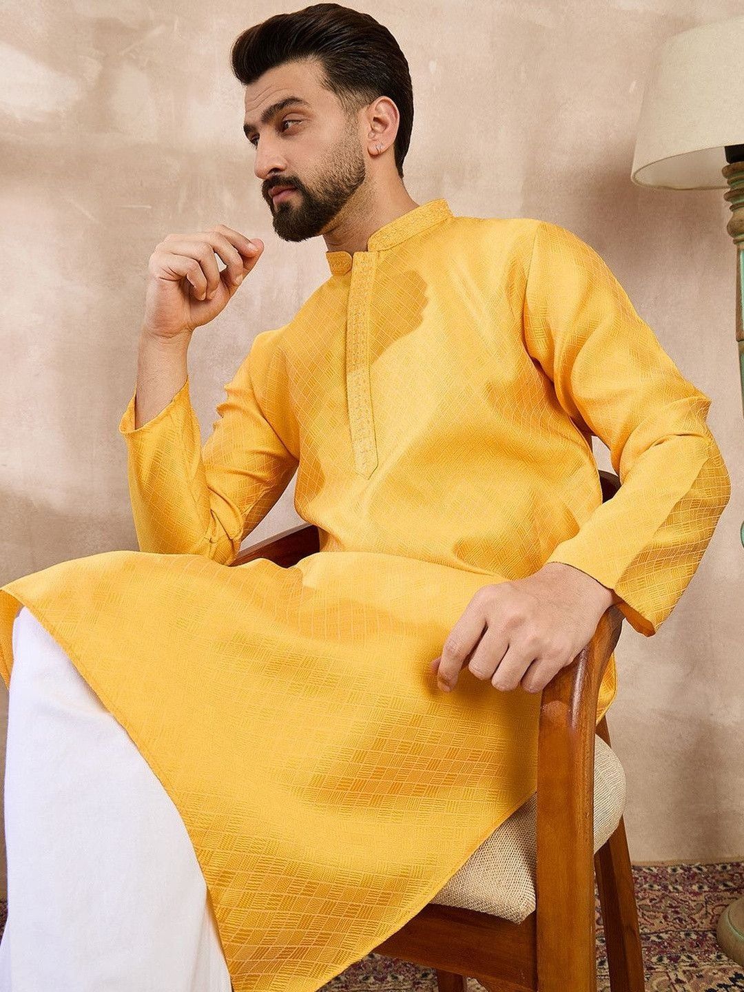 House of Pataudi Embroidered Mandarin Collar Knee Length Straight Kurta