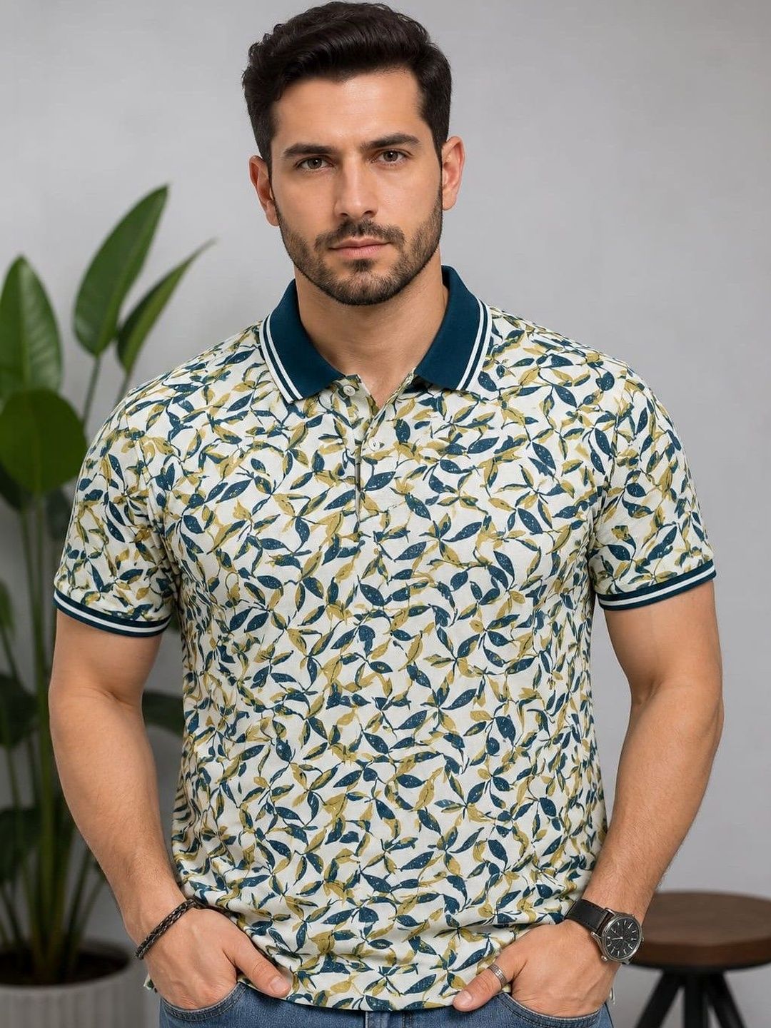 Austin wood Men Floral Printed Polo Collar T-shirt