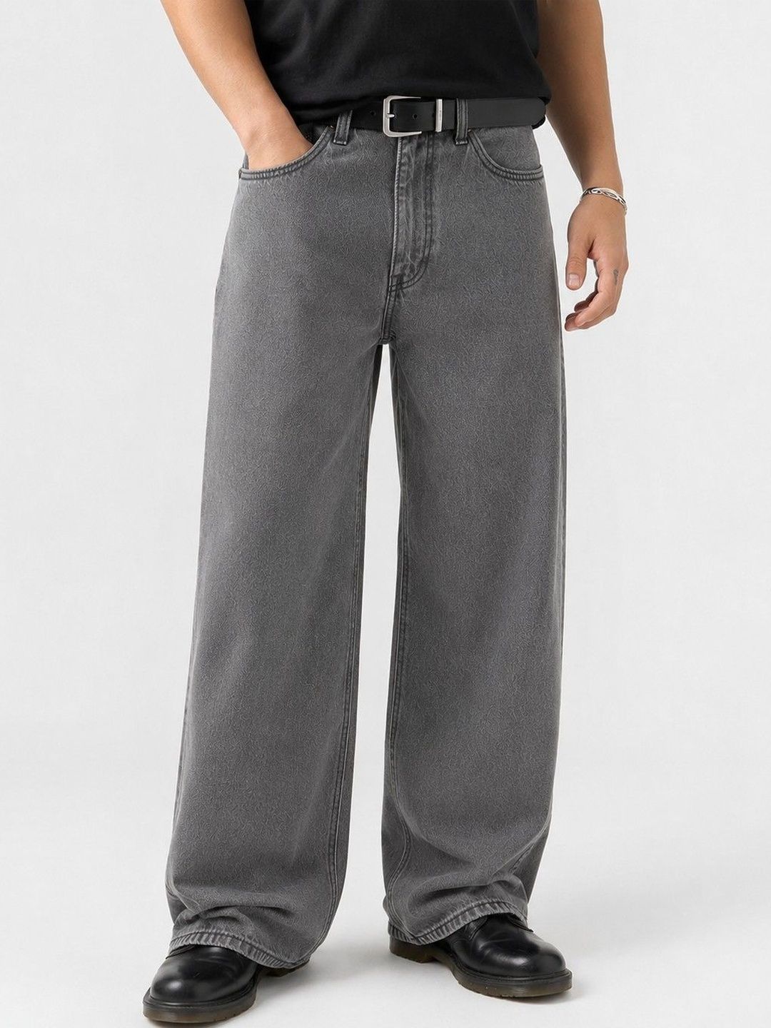 Ygdeal Men London Mid-Rise Light Fade Jeans