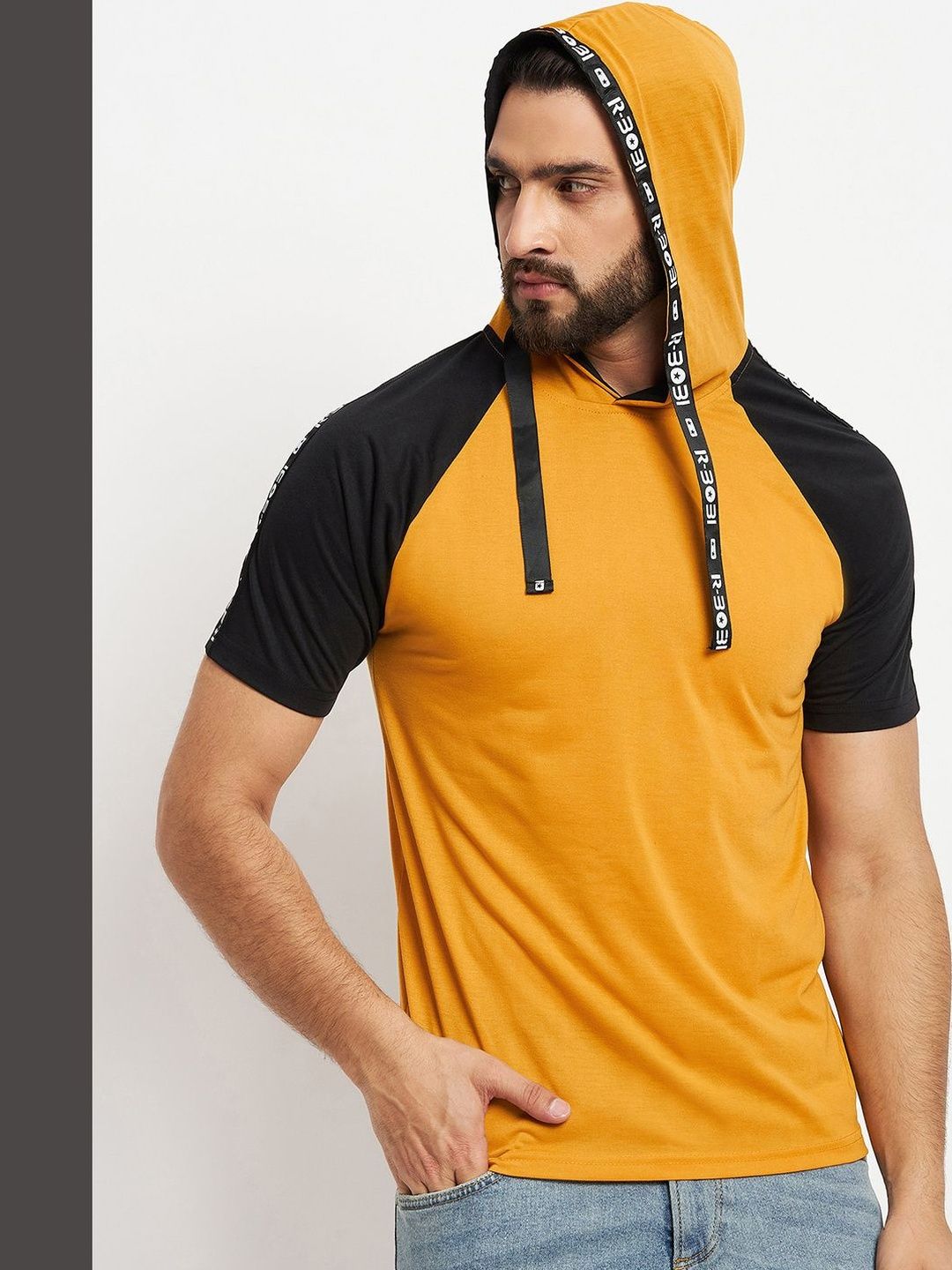 Kook N Keech Men Brand Logo Colourblocked Hooded T-shirt