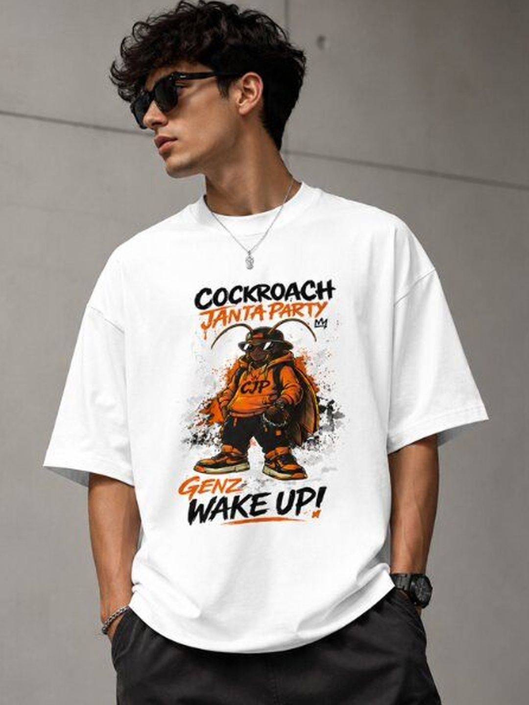 CHUGHZ Cockroach Janta Party Graphic T-shirt