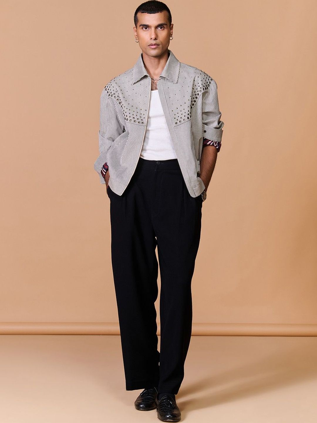 S&N by Shantnu Nikhil Men Striped Open Front Jacket