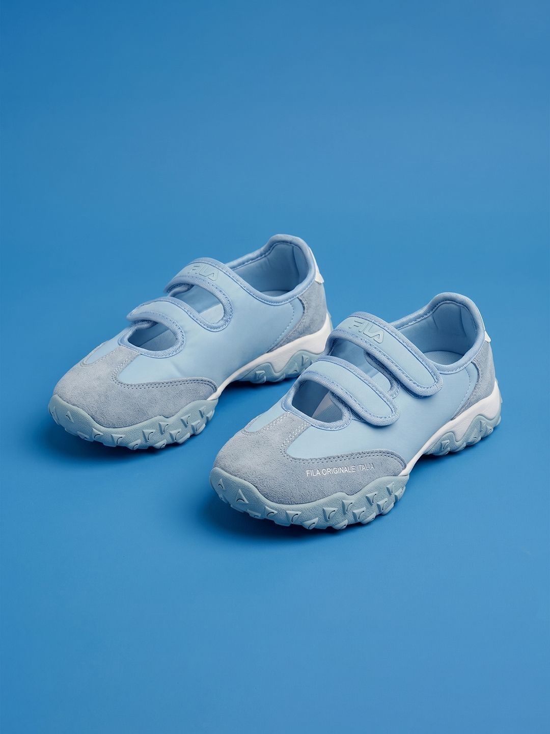 FILA Women SNEAKERINA Suede Walking Shoes