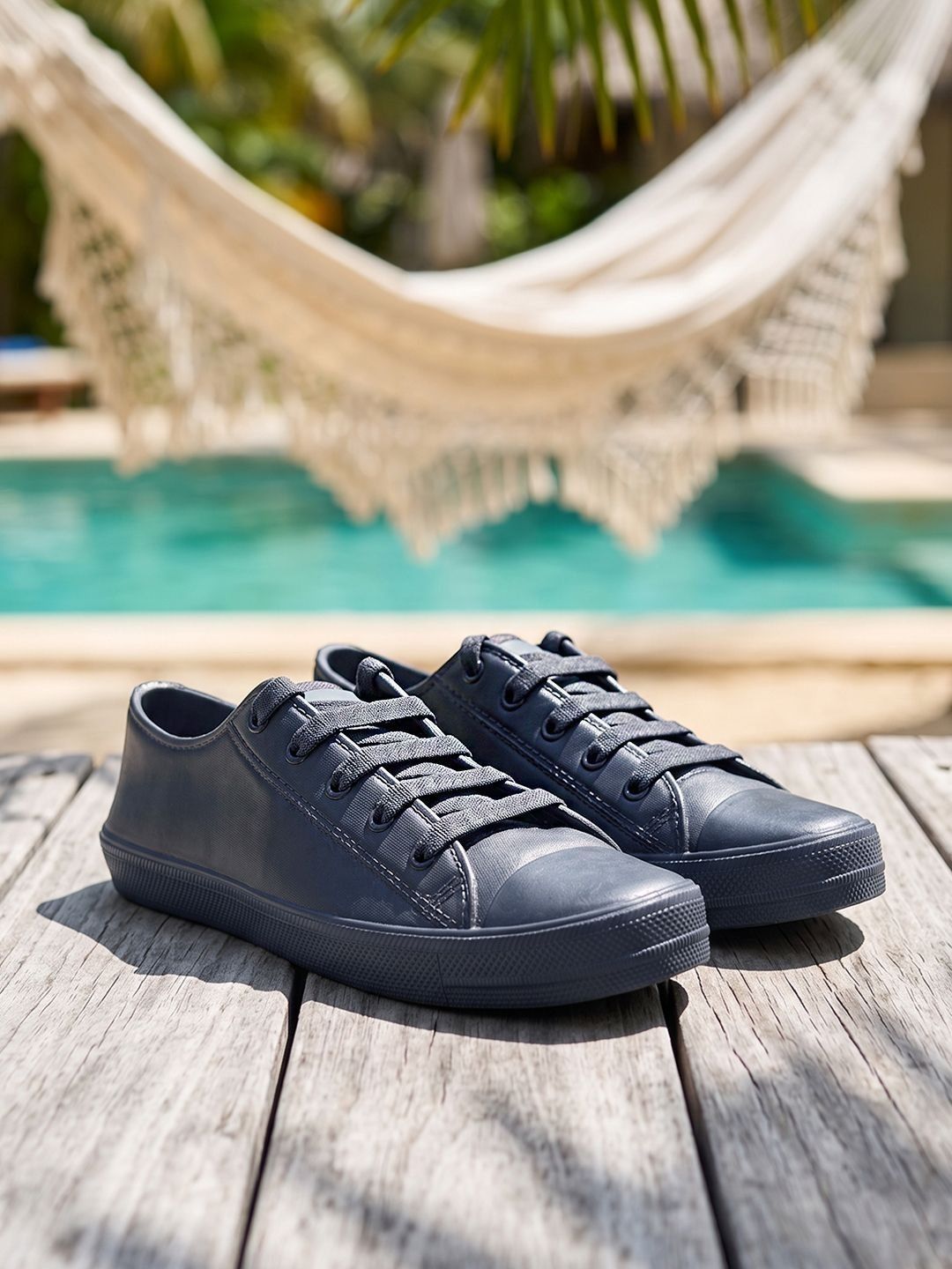 HRX by Hrithik Roshan Men PU Round Toe Sneakers