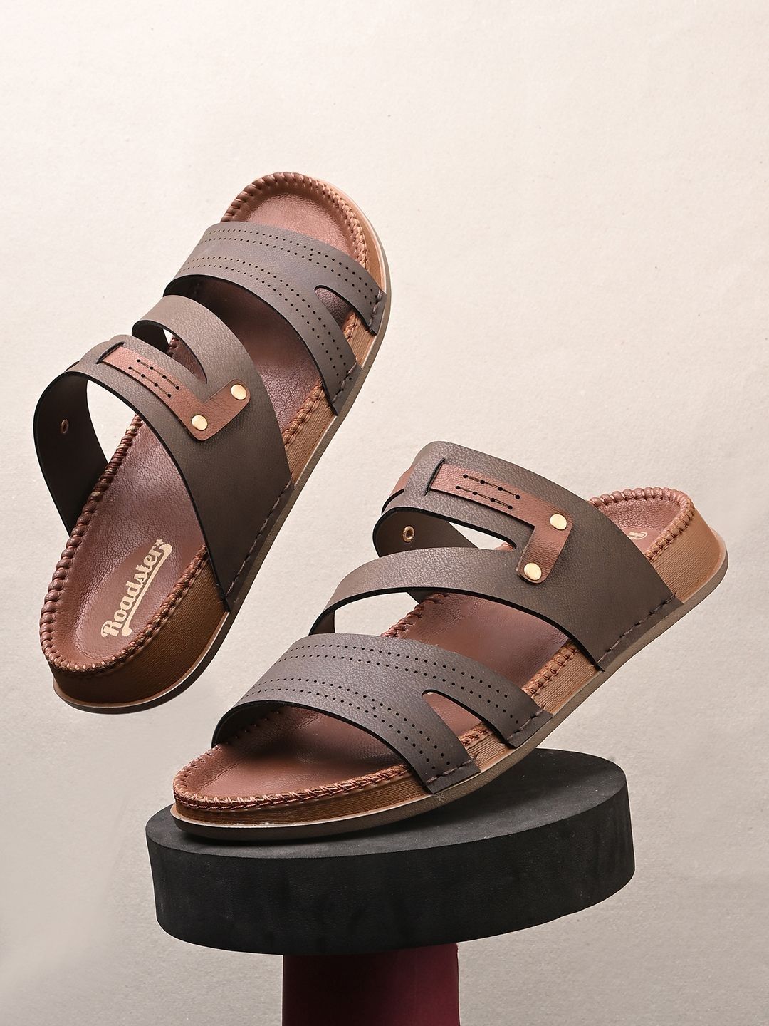 Roadster Men Comfort Sandals