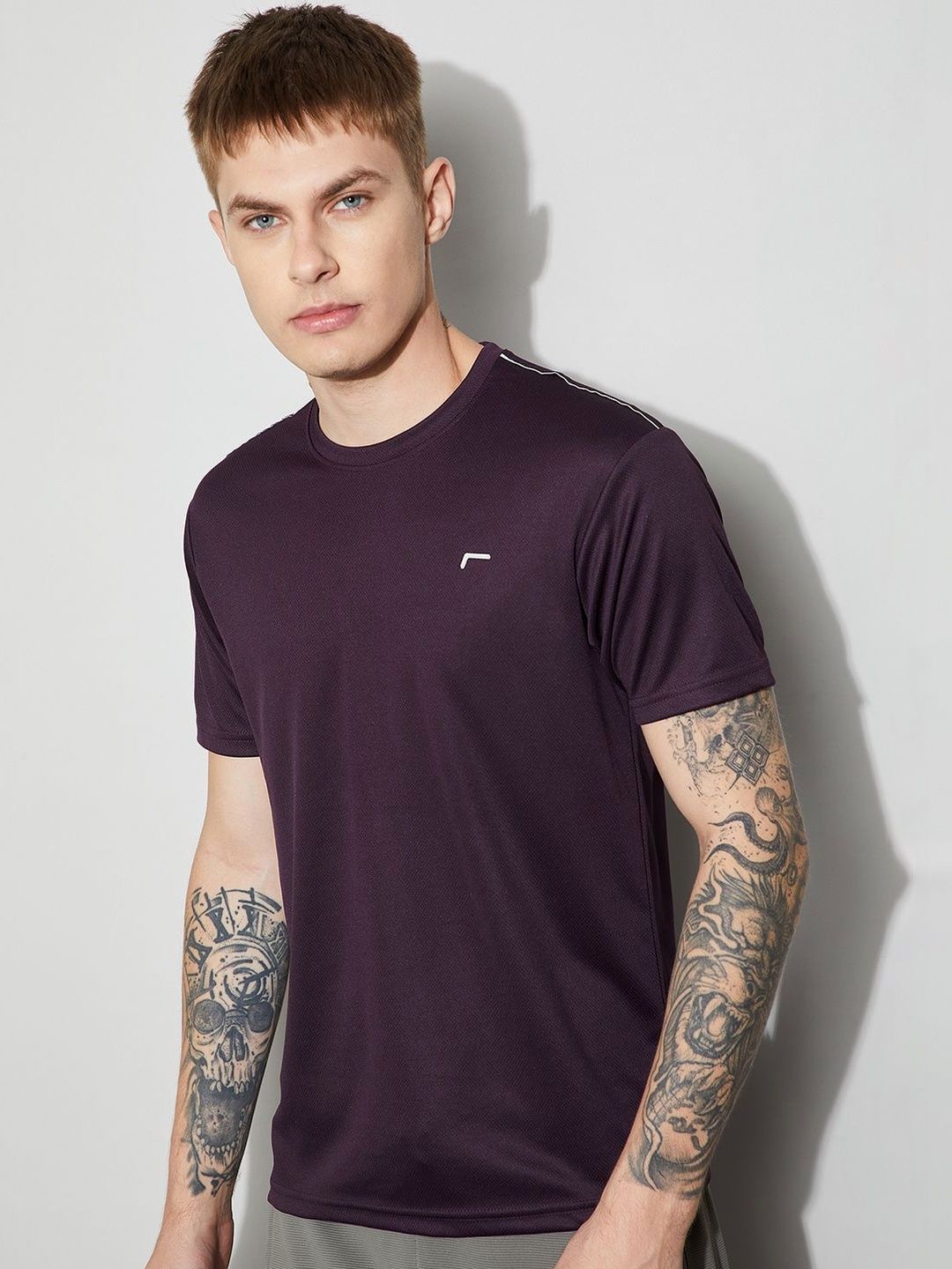 Fame Forever by Lifestyle Men Brand Logo T-shirt