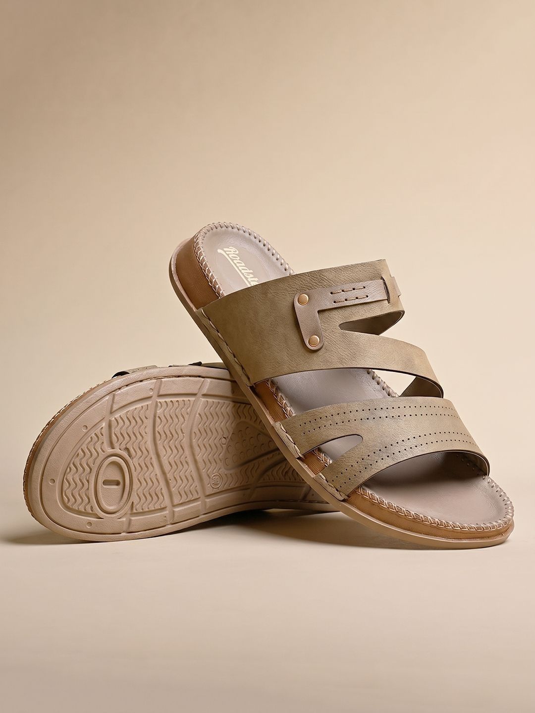 Roadster Men Comfort Sandals