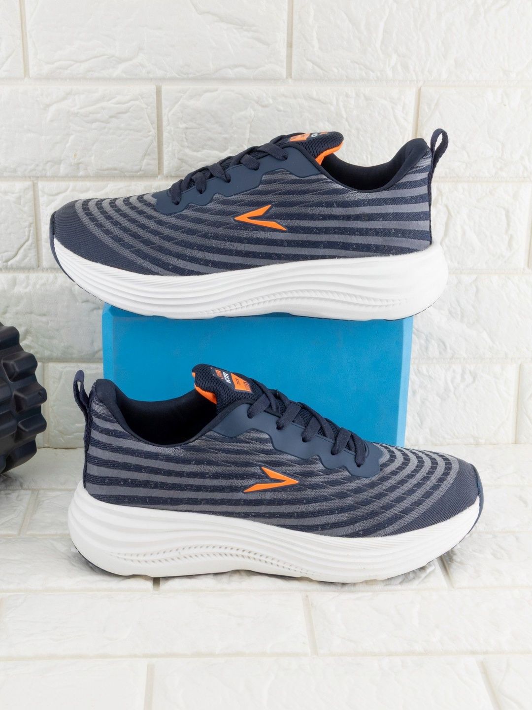 VCTR PACE Sports Athletic - Gym & Running Shoes