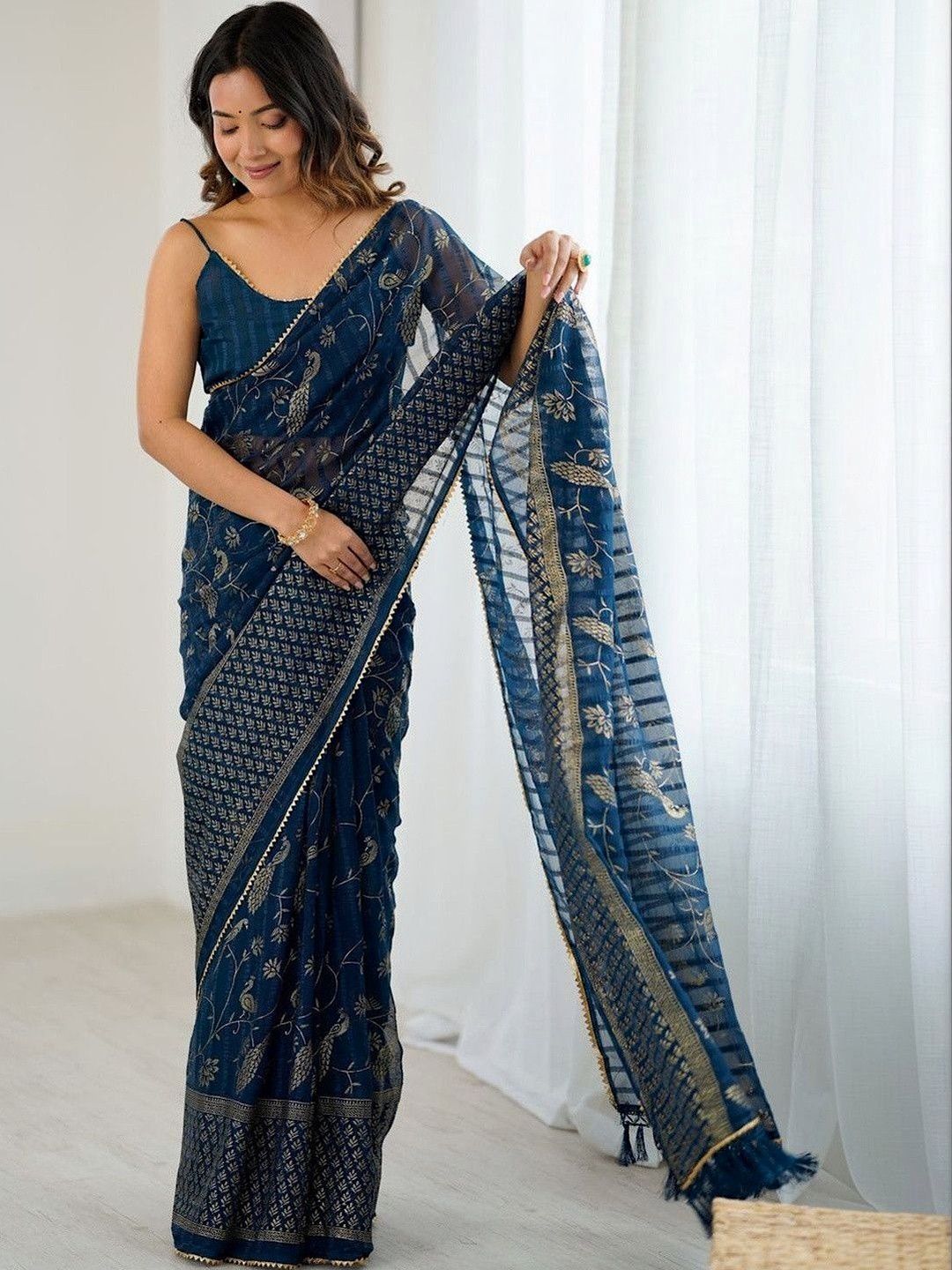 Varanga Floral Zari Pure Chiffon Saree