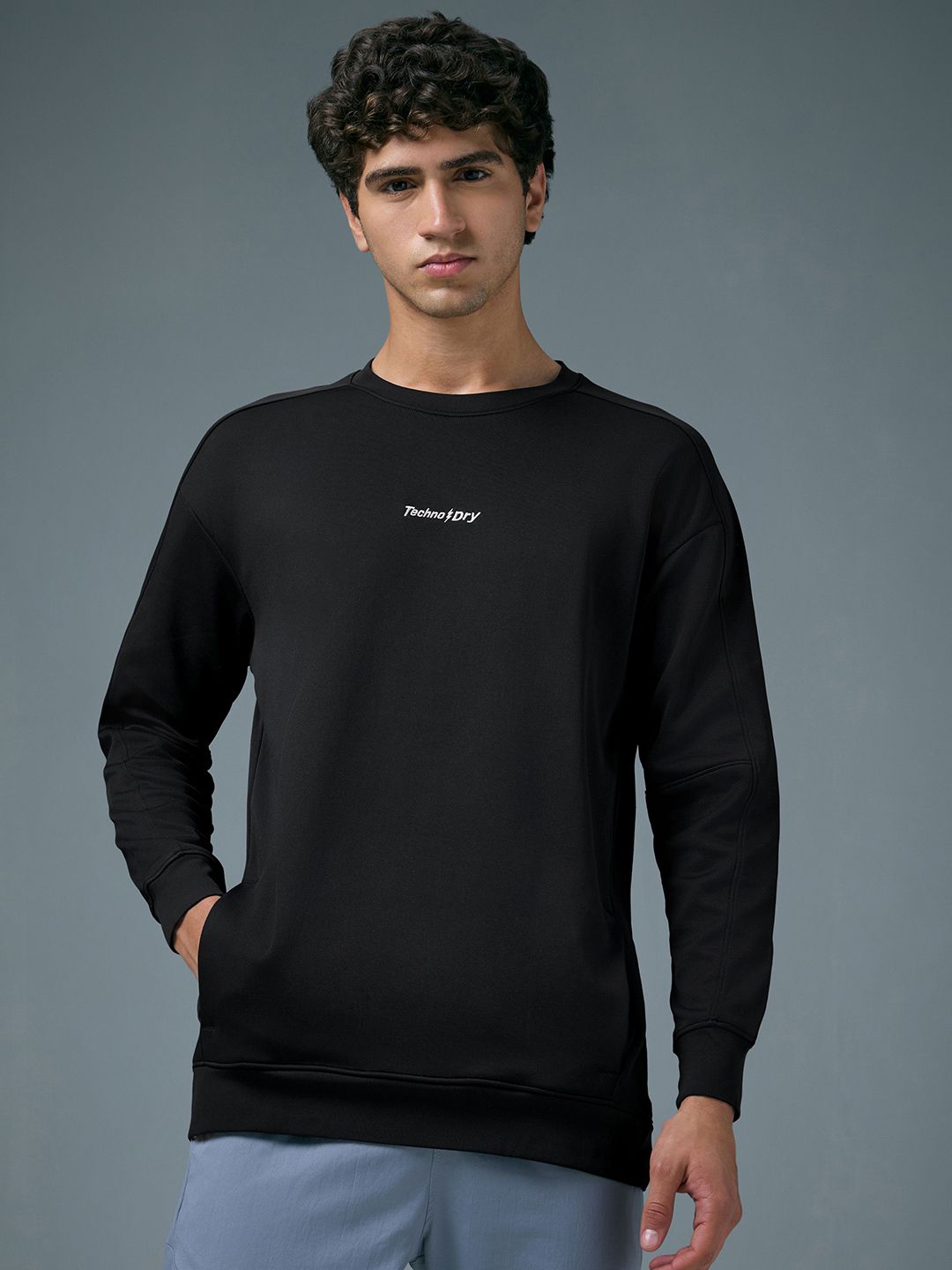 Technosport Men Slim Fit Round Neck Ribbed Hemline Sweatshirt