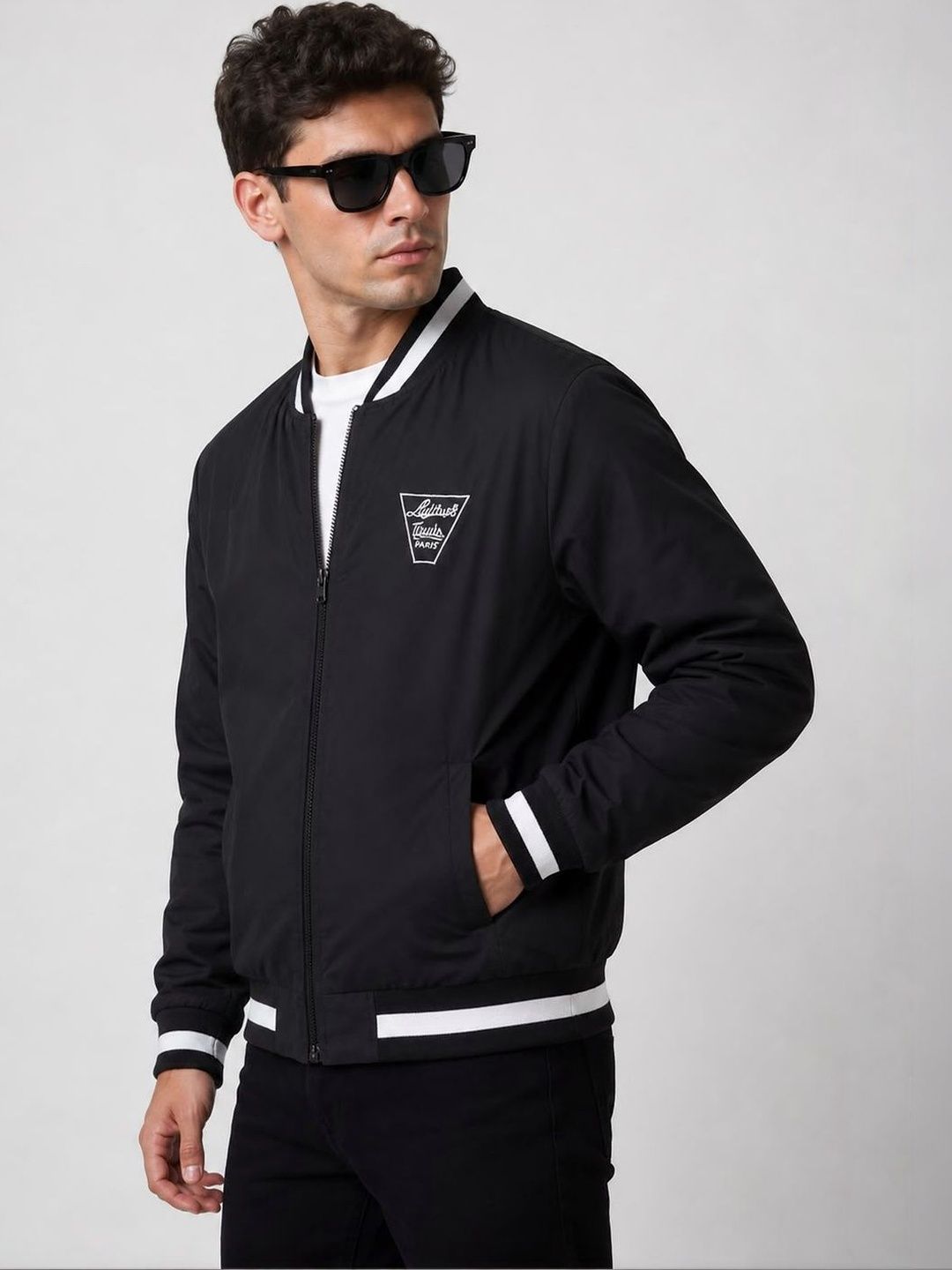 APSH.ECO APSH.ECO Men Typography Bomber Jacket